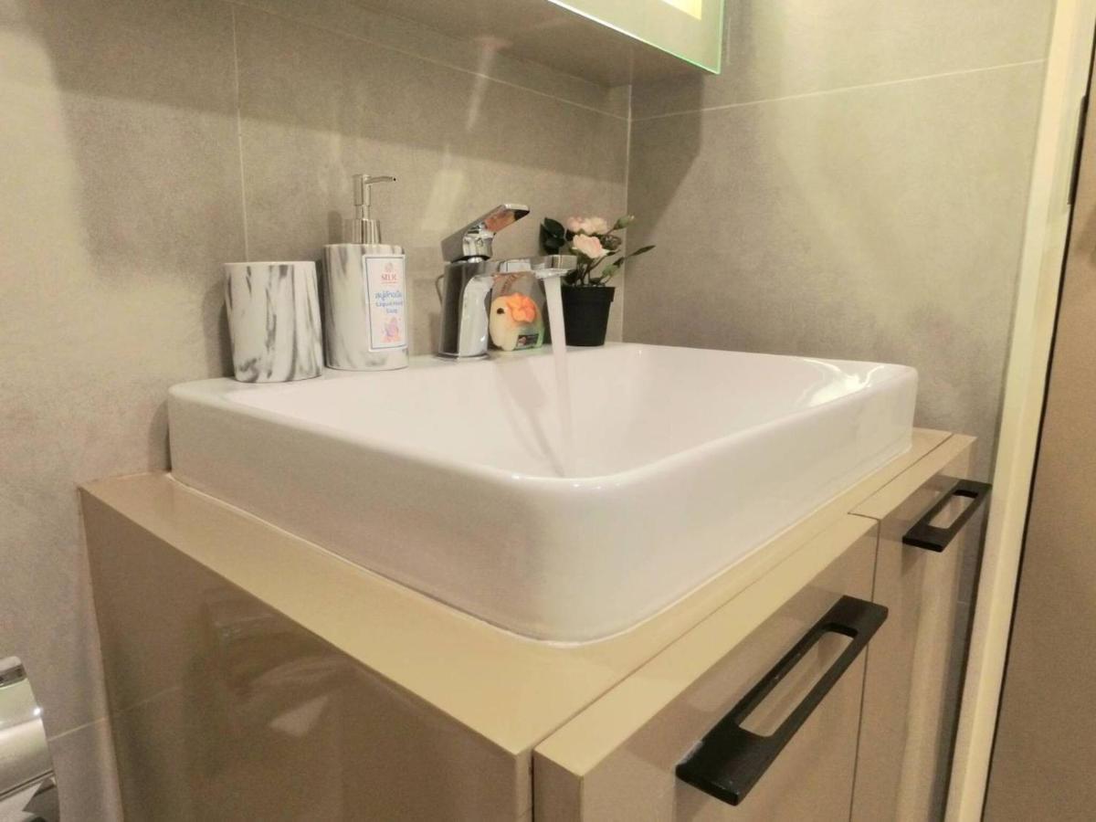 B202-hi-ended Sea View 1 Bedroom At *